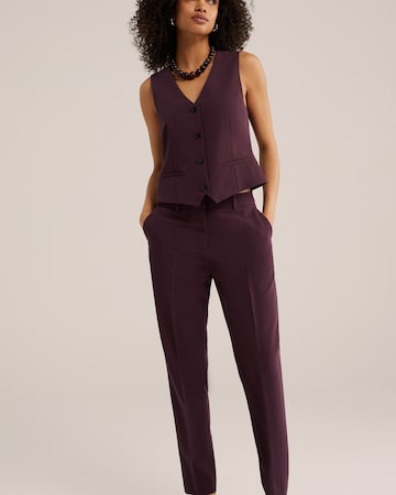 Slimfit Pantaloni con piega frontale di WE Fashion in lilla