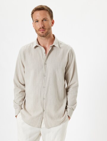 Koton Regular fit Overhemd in Beige: voorkant