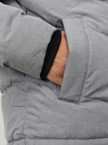 JACK & JONES - Chaqueta de invierno 'JJMason' en gris
