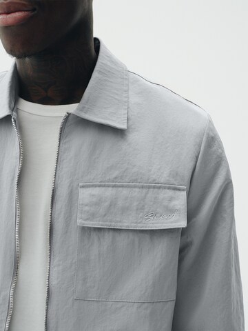 Sinned x ABOUT YOU Between-season jacket 'Leo' in Grey