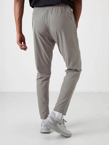Tommy Life Regular Workout Pants in Grey