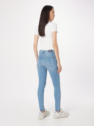 Coupe slim Jean 'Amy' LTB en bleu