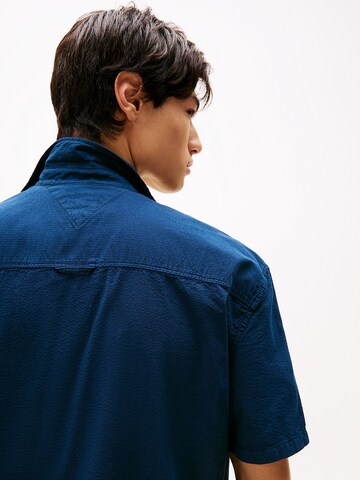 Tommy Jeans Regular fit Button Up Shirt in Blue