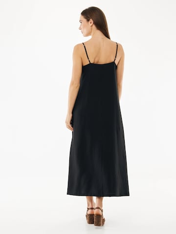 MEXX Φόρεμα σε μαύρο