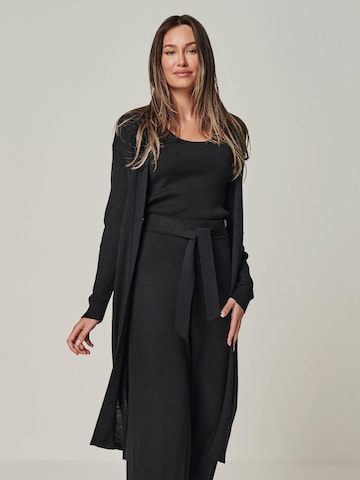 YOU LOOK PERFECT Gebreid vest 'BLOSSOM' in Zwart: voorkant