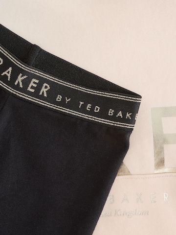 smėlio Baker by Ted Baker Rinkinys