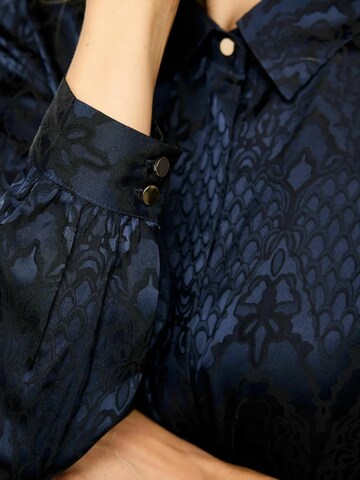 Maglietta ' LALA ' di Liberte Essentiel in blu