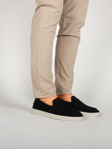BLACKSTONE - Mocassins 'Zuko Enzo DG370' em preto