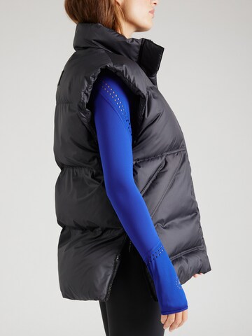 Gilet sportivo di ADIDAS BY STELLA MCCARTNEY in nero