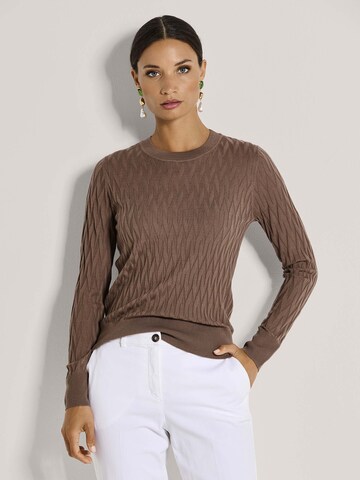 MADELEINE Trui in Bruin: voorkant