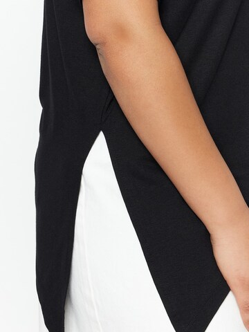 Trendyol Curve - Camiseta en negro