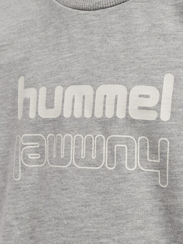 Hummel Trainingsanzug in Grau