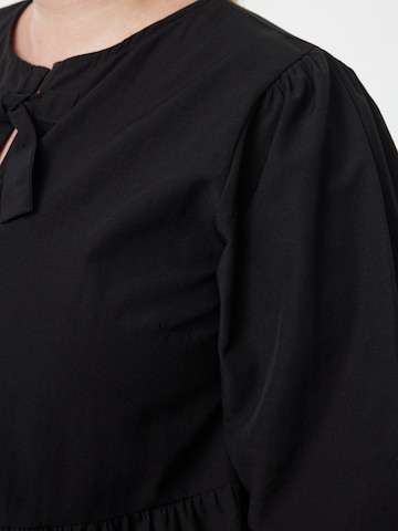 Trendyol Curve Μπλούζα σε μαύρο