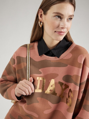 10Days Sweatshirt in Brown