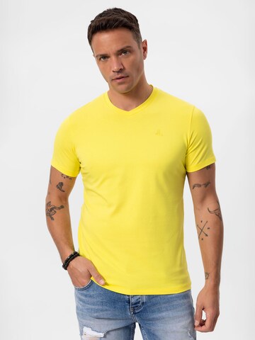 Daniel Hills Shirt in Geel: voorkant