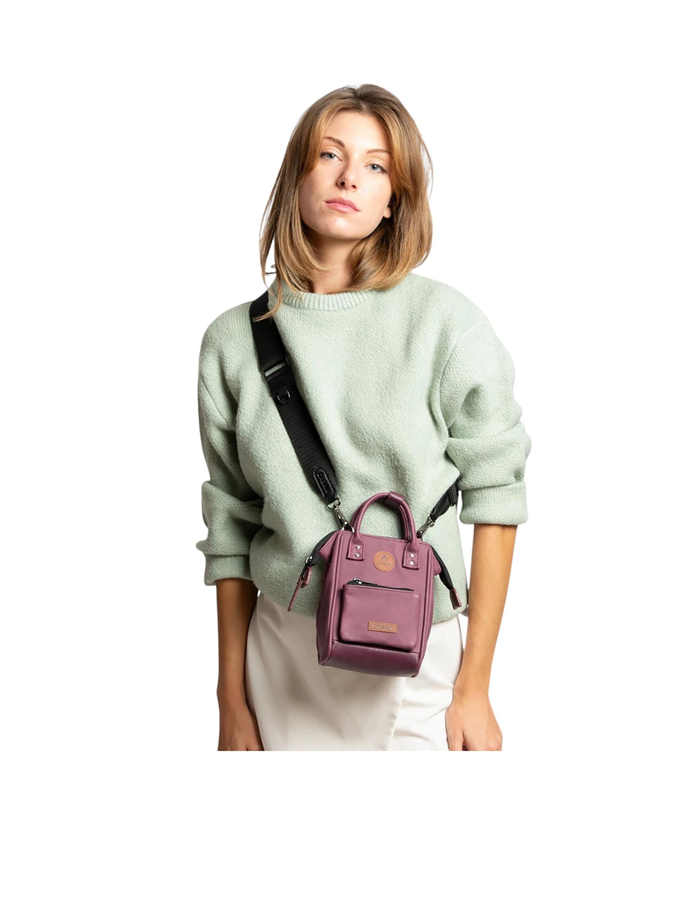 Cabaia Crossbody Bag 'Delhi' in Purple: front