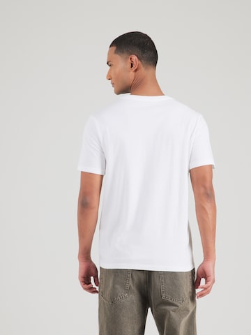 LEVI'S ® Μπλουζάκι 'COMMUNITY' σε λευκό