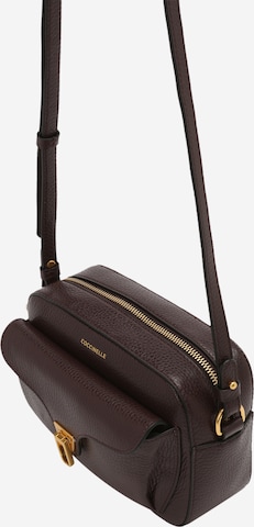 Coccinelle Crossbody bag in Brown: front