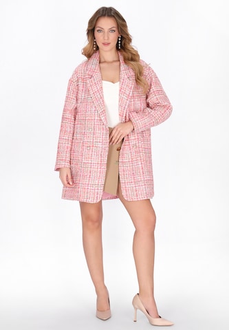 faina Between-seasons coat 'Festive' in Pink