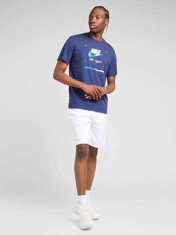 Nike Sportswear T-Shirt in Blau