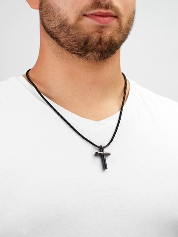 Chaîne SERASAR en noir