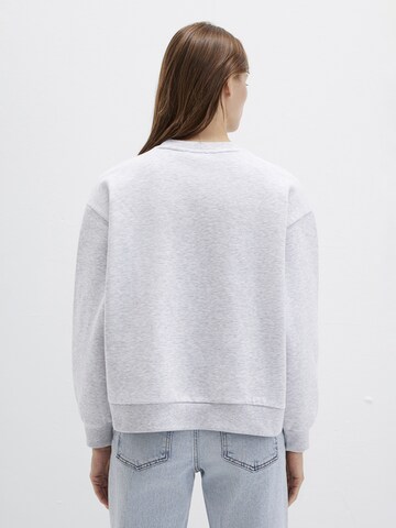 Mavi Sweatshirt i grå