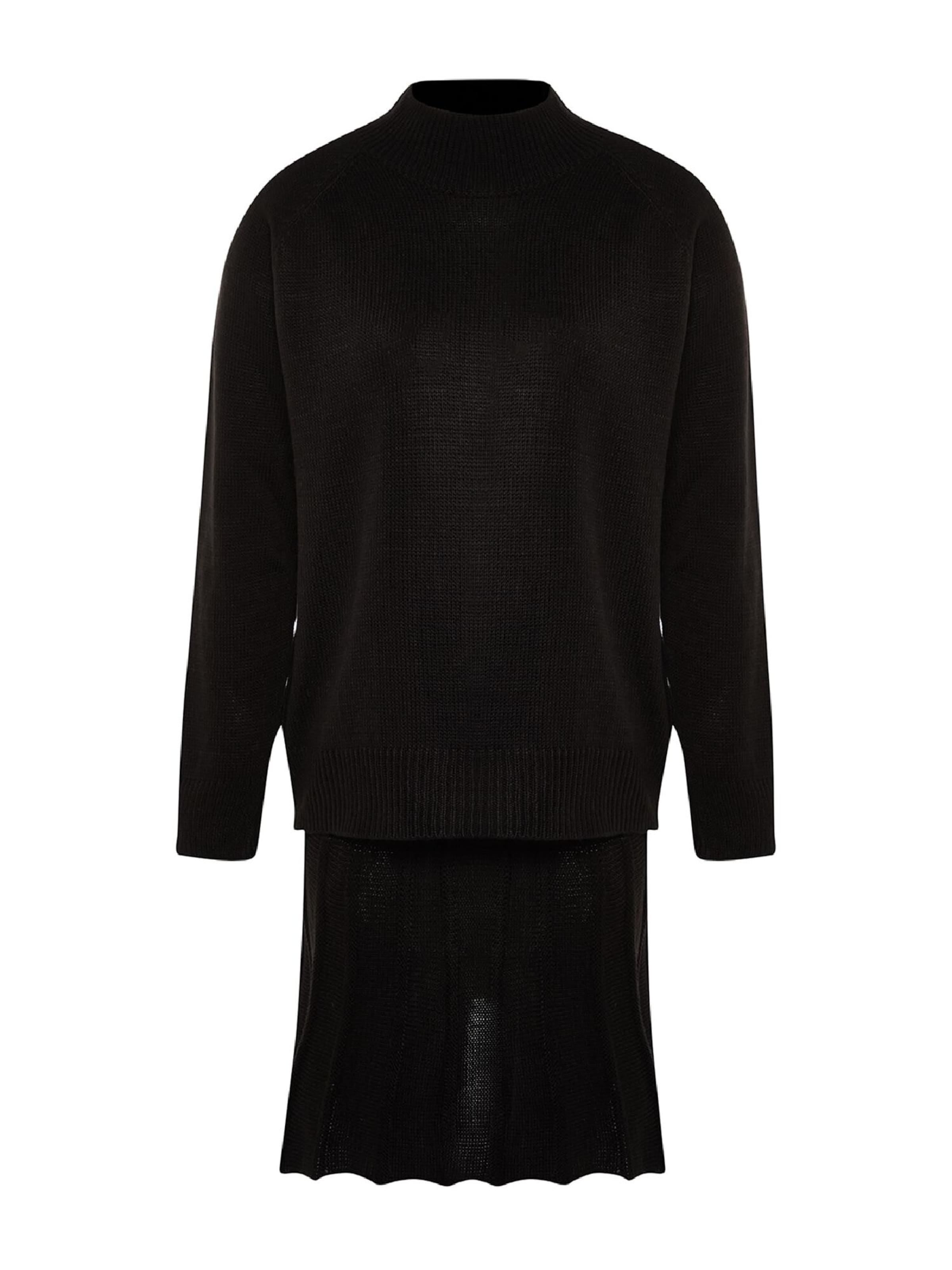 Costum de la Trendyol pe negru: față