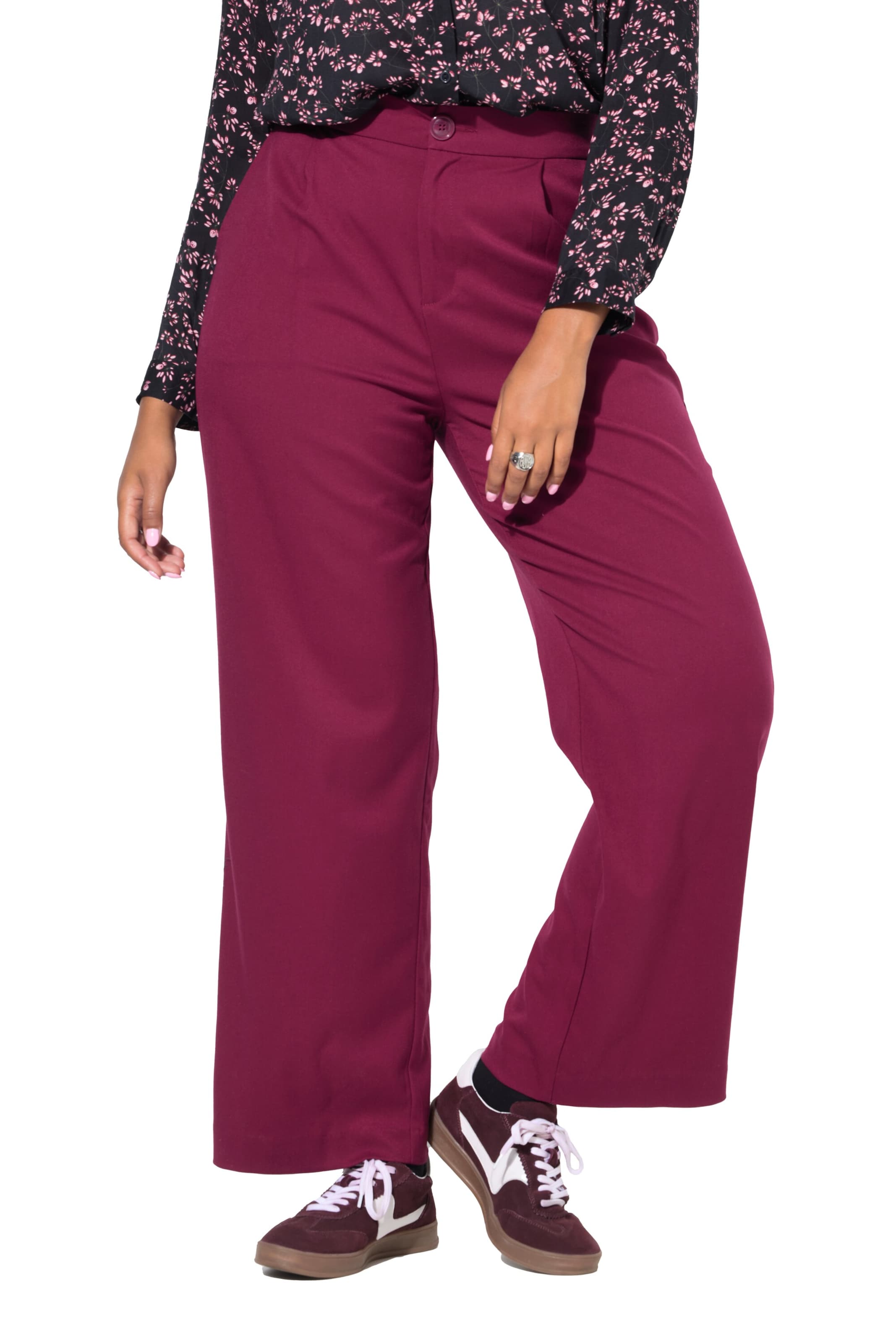 Studio Untold Loose fit Trousers in Red: front