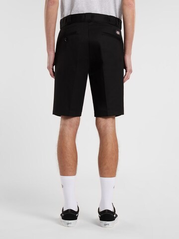 regular Pantaloni con piega frontale '874' di DICKIES in nero