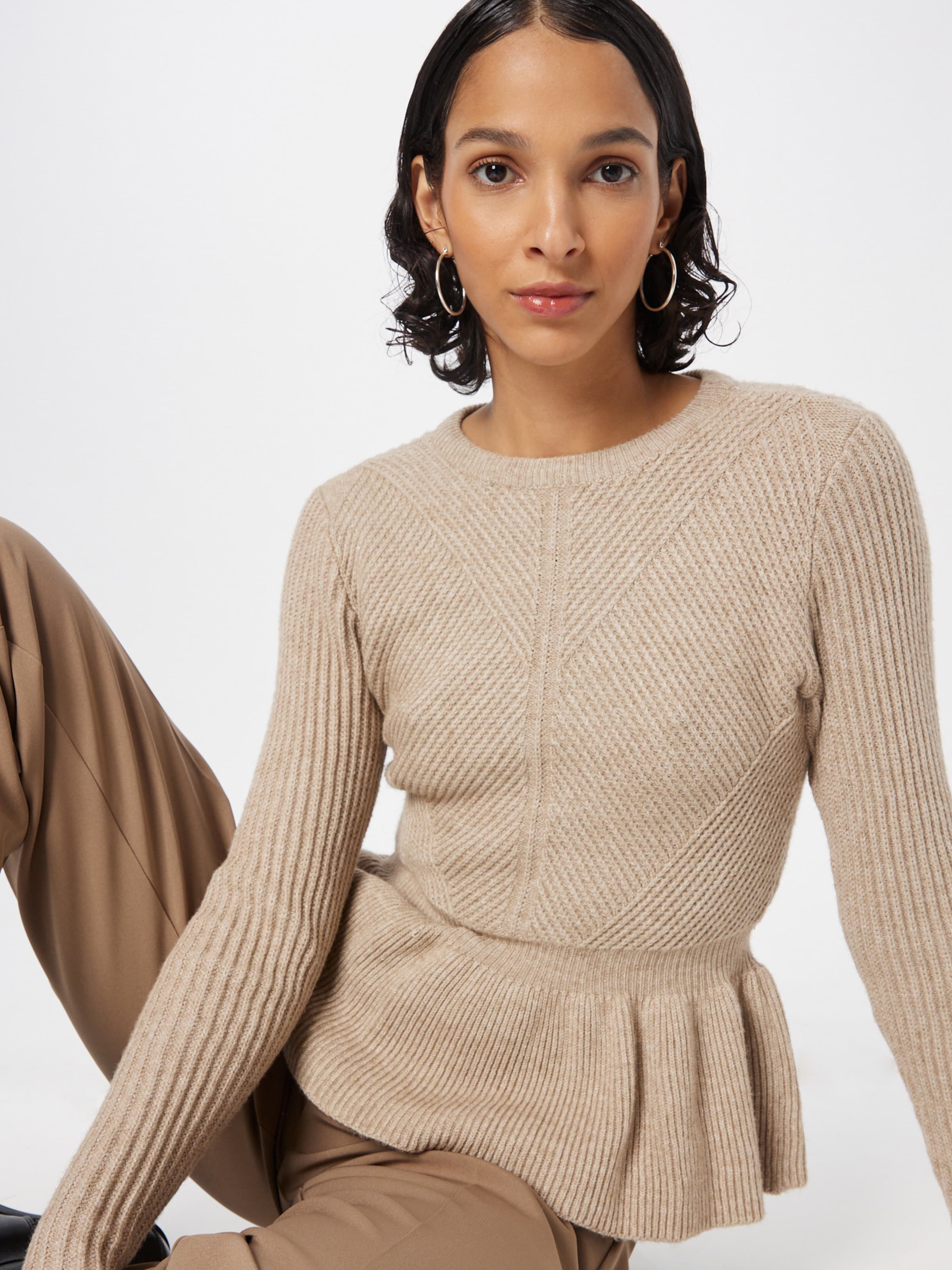 Peplum knitwear outlet