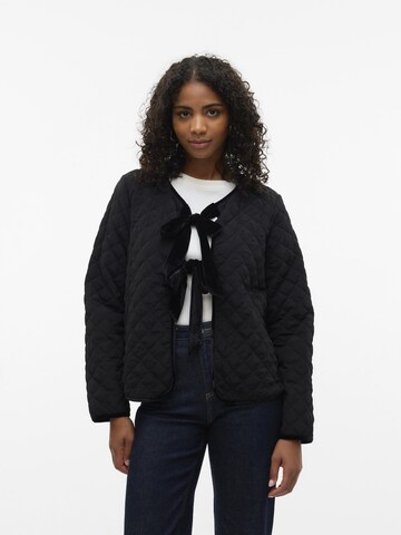 VERO MODA Overgangsjakke i sort: forside