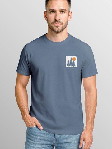 Neverless Shirt 'Pine Trees' in Blue: front