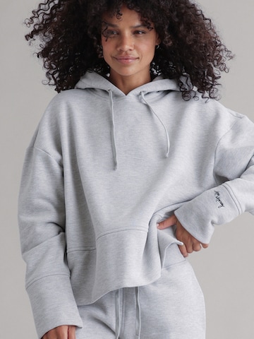 Hey Honey Sweatshirt 'Cosy Hood' in Grau: Vorderseite