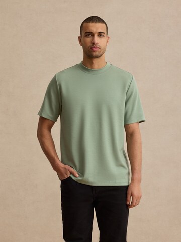 Maglietta di DAN FOX APPAREL in verde: frontale