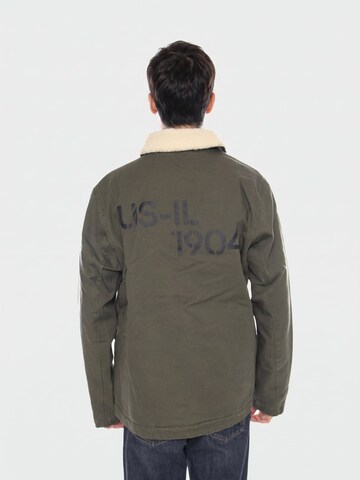 CAT Between-season jacket in Green