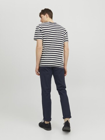 Coupe slim Pantalon chino JACK & JONES en bleu
