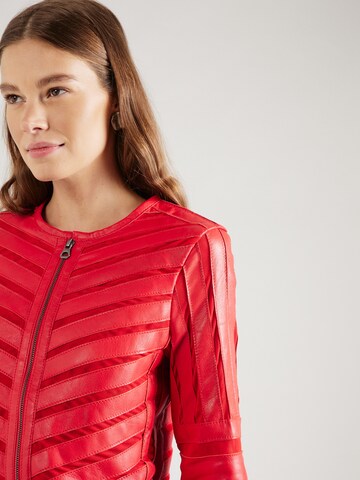 Gipsy Between-Season Jacket 'Suri' in Red