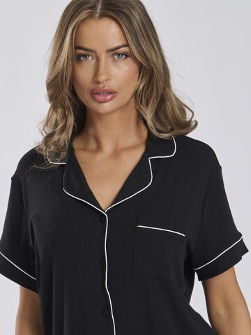 Loungeable Shorty in Schwarz
