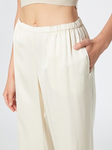 Wide leg Pantaloni 'Harper' di WEEKDAY in bianco