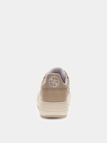 GUESS Sneaker in Beige