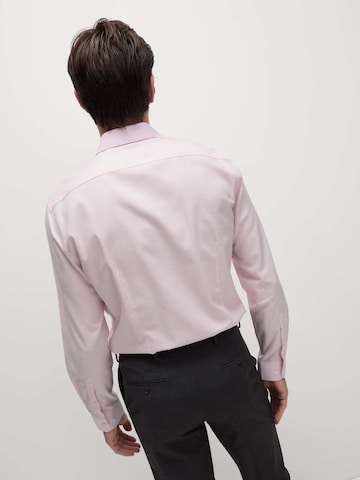 Marks & Spencer Slim fit Zakelijk overhemd in Roze: voorkant