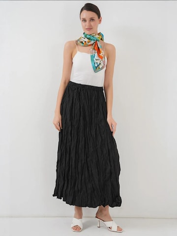 Bigdart - Saia em preto