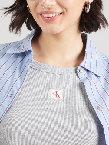 Calvin Klein Jeans Tričko – šedá