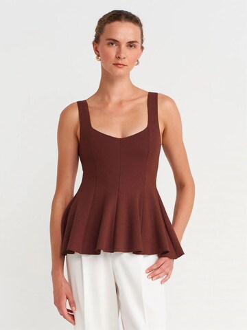 Dilvin - Blusa em vermelho: frente