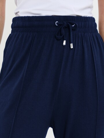 Threadbare Regular Trousers with creases 'Steph' in Blue