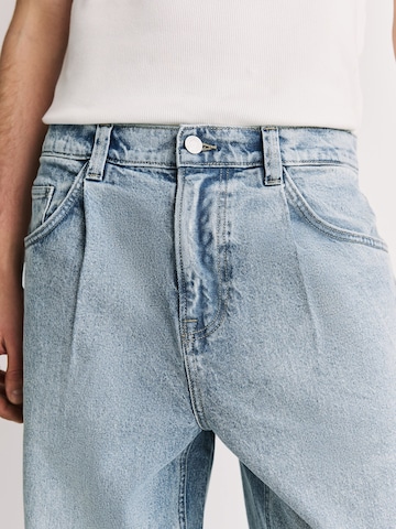 Barrel Jeans con pieghe di Next in blu