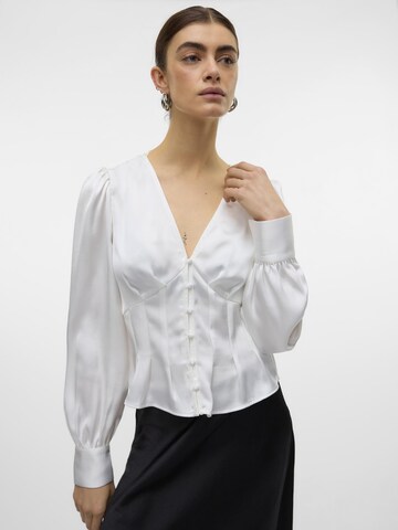 VERO MODA Bluse 'Rikke' i hvid