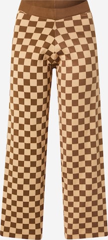 Daisy Street Regular Pants in Brown: front