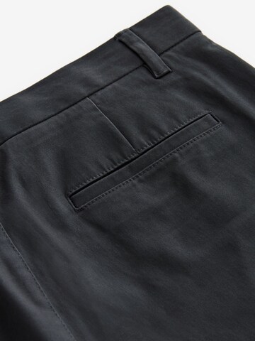 Next Regular Chinohose in Schwarz