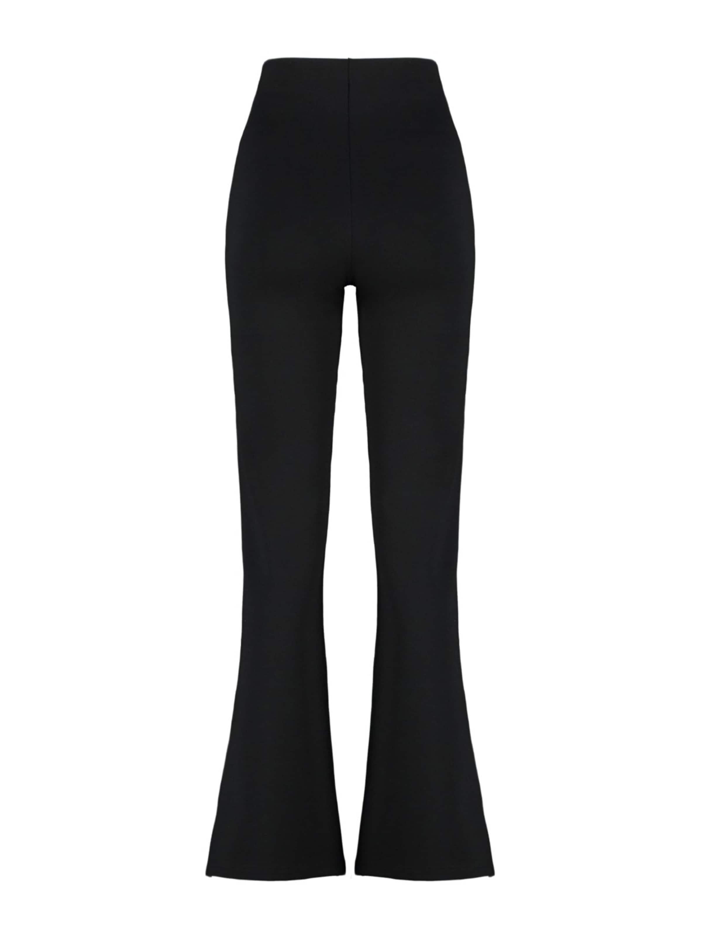 Flared Pantaloni di Trendyol in nero